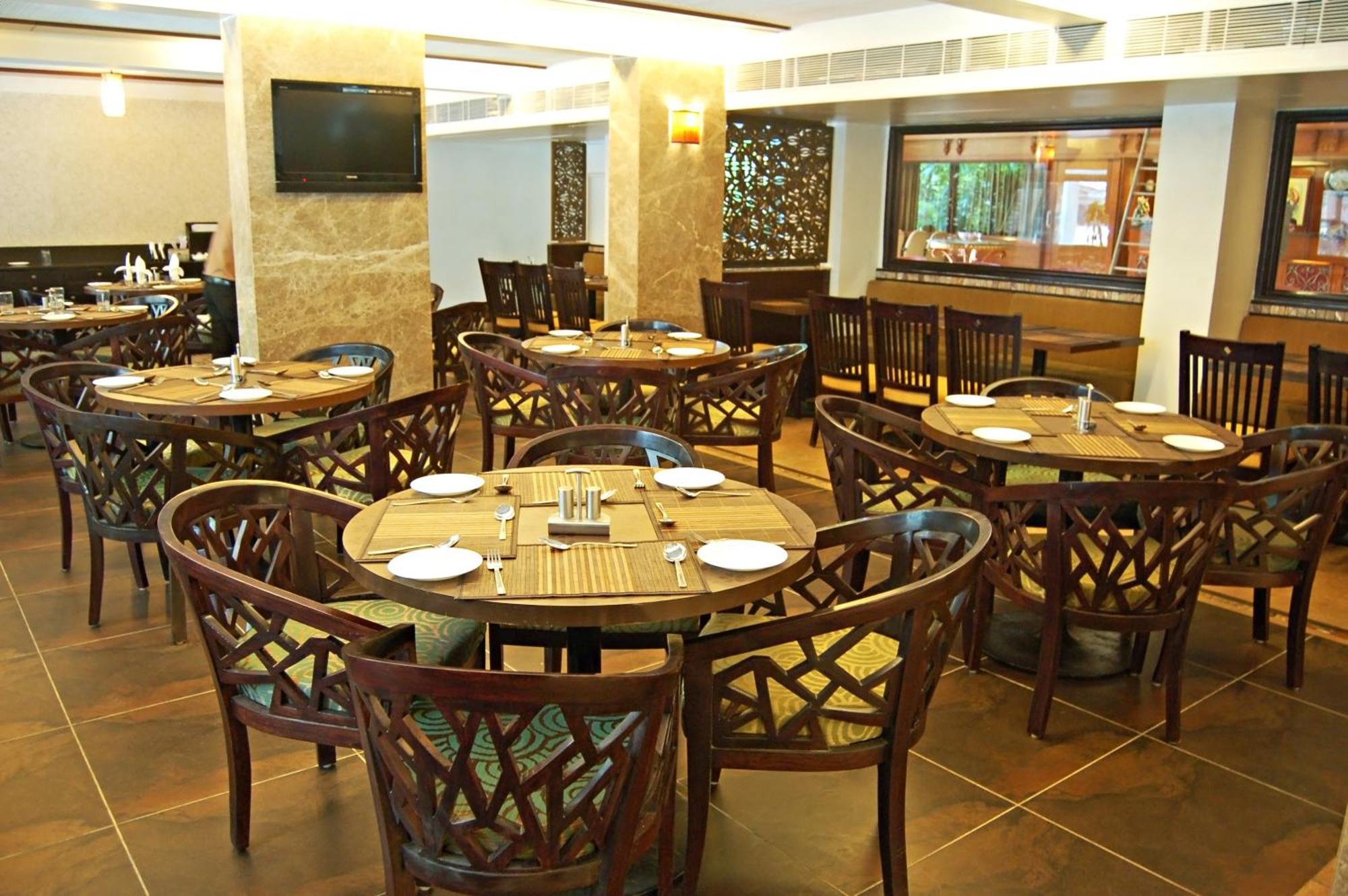 Comfort Inn President Near Ahmedabad Junction Station Exteriör bild
