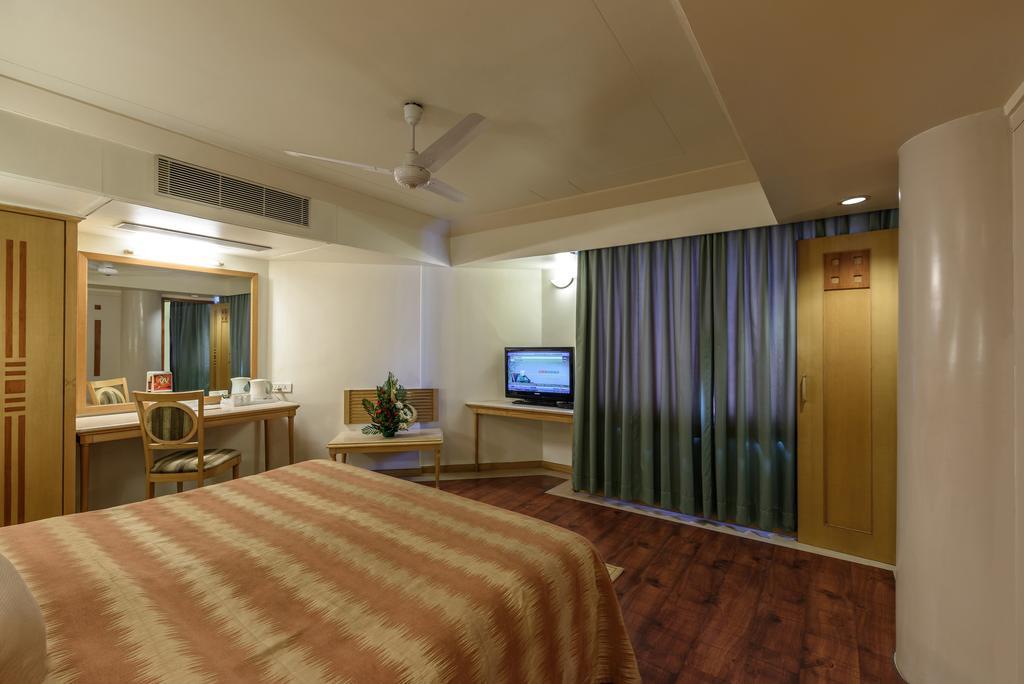 Comfort Inn President Near Ahmedabad Junction Station Exteriör bild