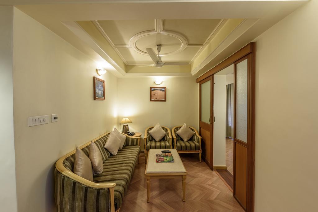 Comfort Inn President Near Ahmedabad Junction Station Exteriör bild