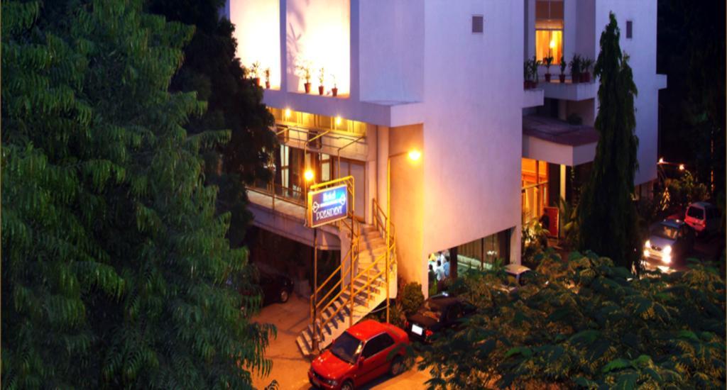 Comfort Inn President Near Ahmedabad Junction Station Exteriör bild